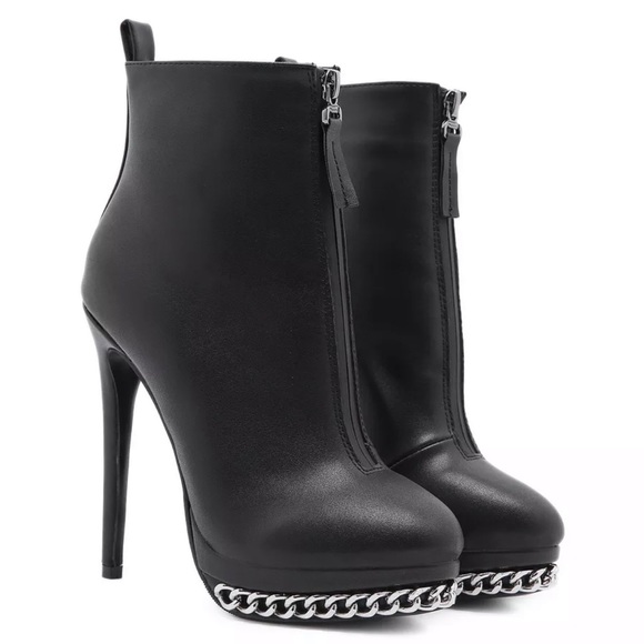 Shoes - Booties black chain NWOT